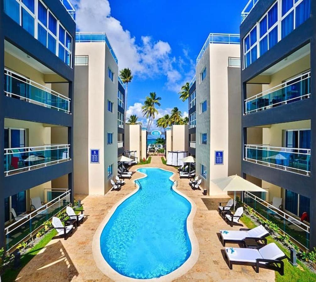 Chic Beachfront Apartment - Private Beach Access Punta Cana Exterior photo
